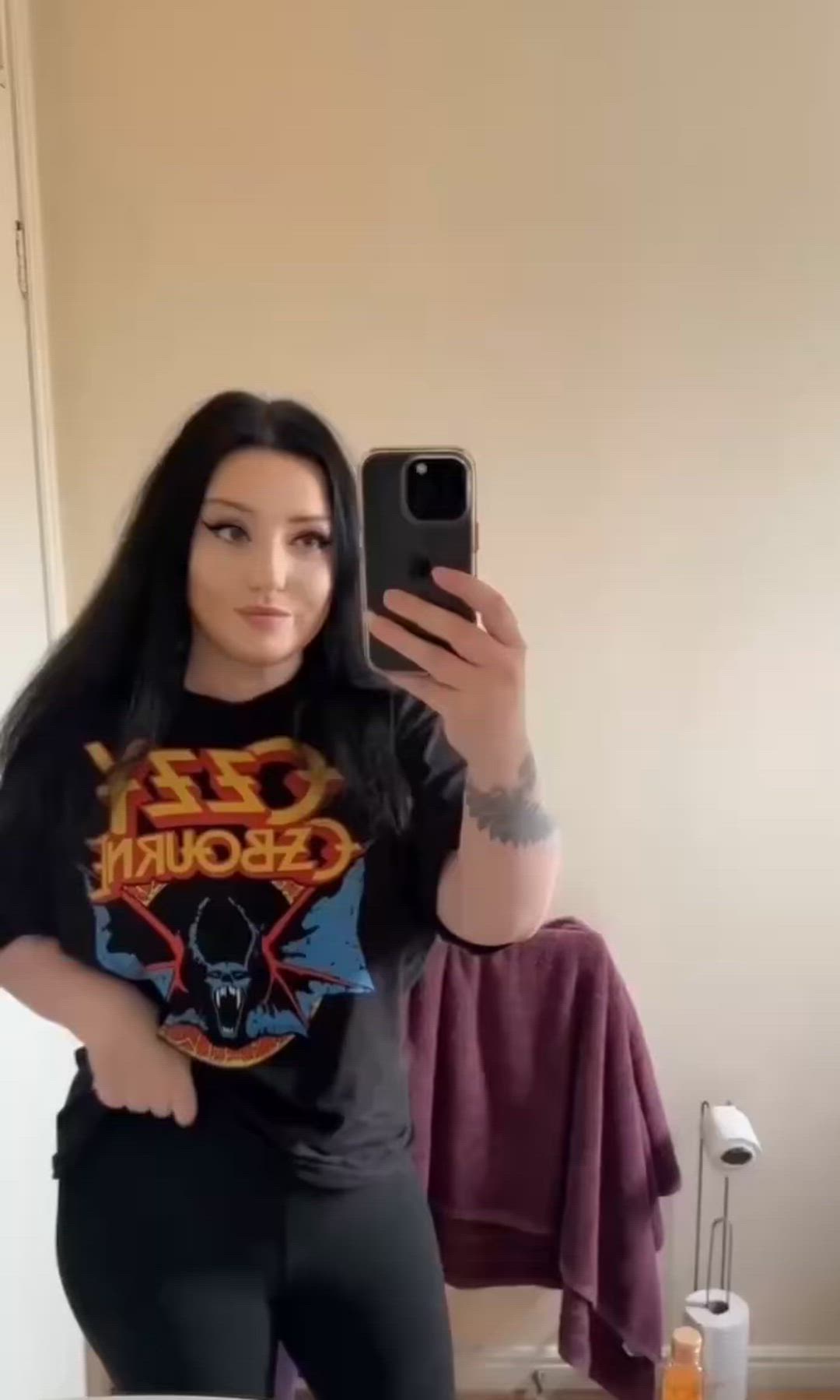 Alt Alternative Boobs