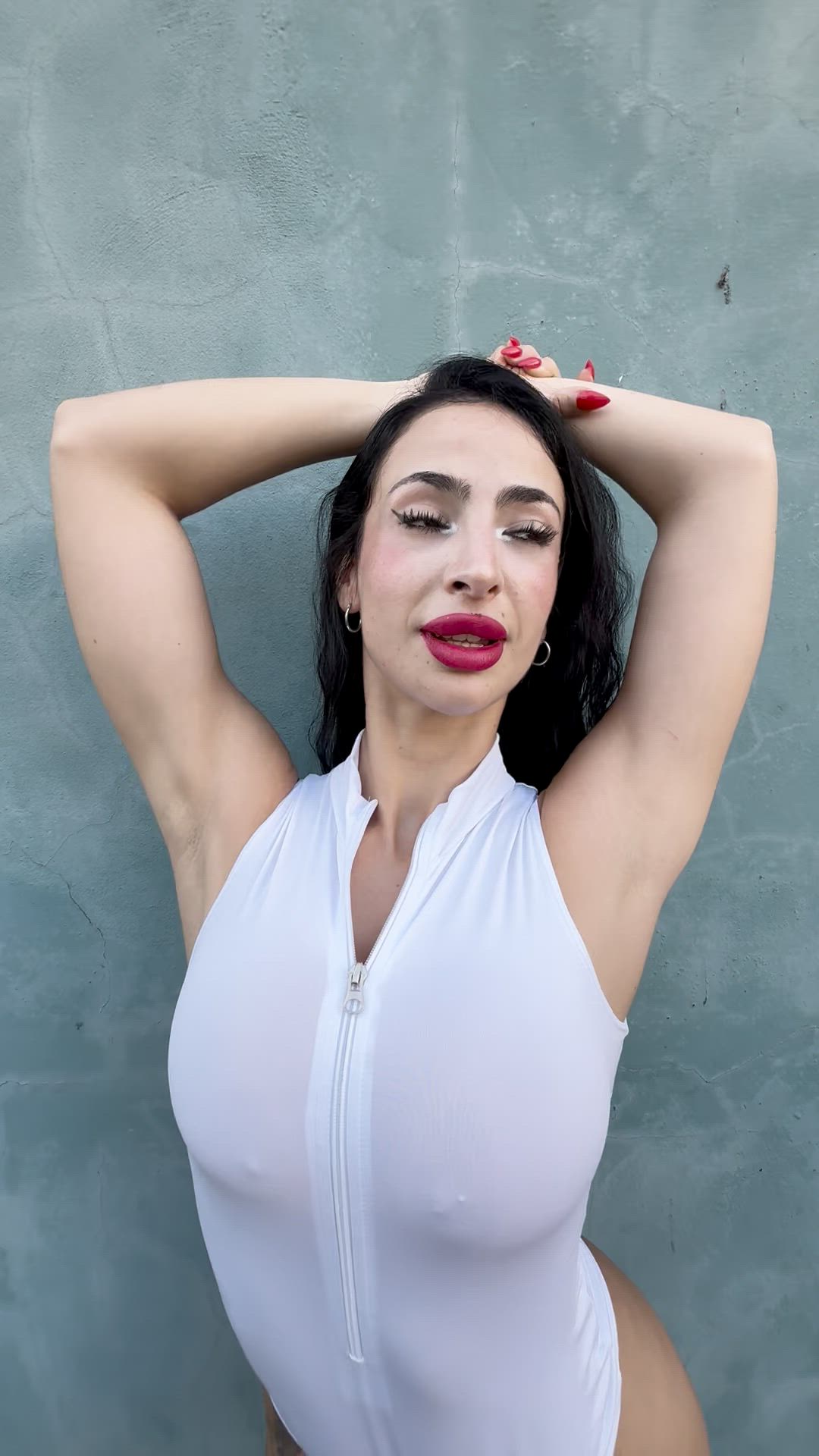 Amateur Amputee Big Tits